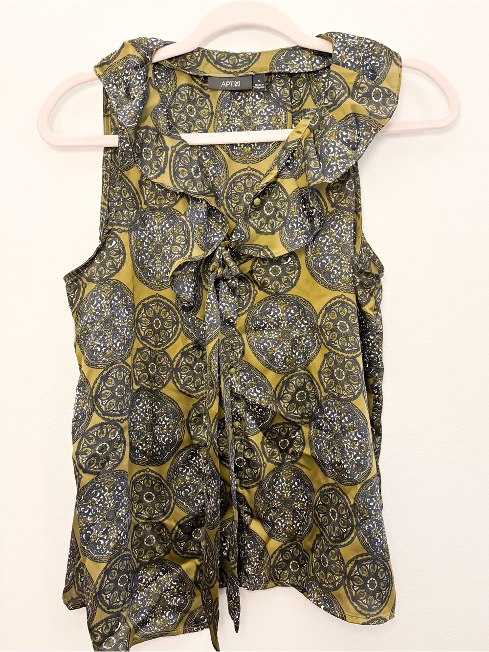 Apt. 9 Olive Green & Black Ruffle Tie-Front Sleeveless Blouse